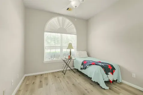 15951 W Bellefontaine Way Tomball TX 77377