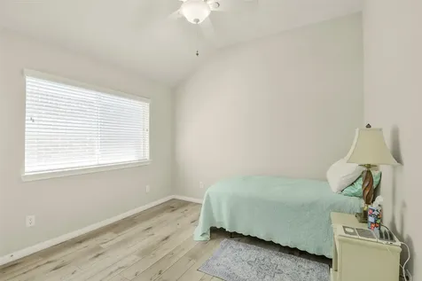 15951 W Bellefontaine Way Tomball TX 77377