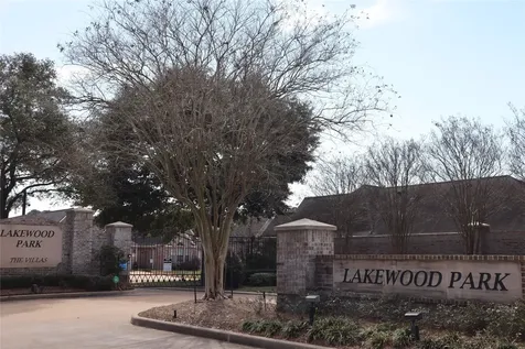 15951 W Bellefontaine Way Tomball TX 77377