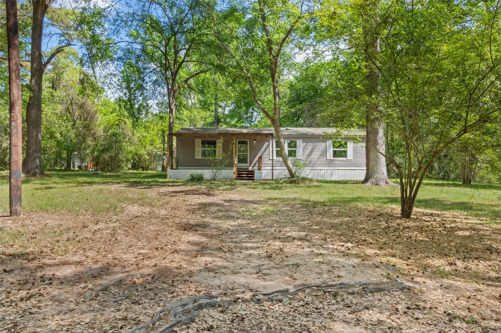 13488 Enchanted Cove Willis TX 77318