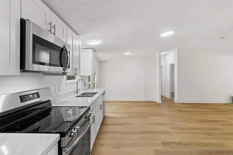 13488 Enchanted Cove Willis TX 77318