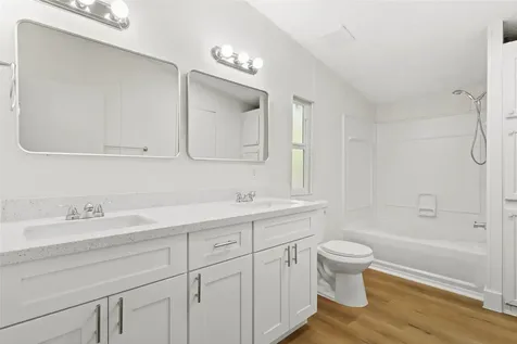 13488 Enchanted Cove Willis TX 77318