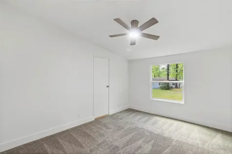 13488 Enchanted Cove Willis TX 77318
