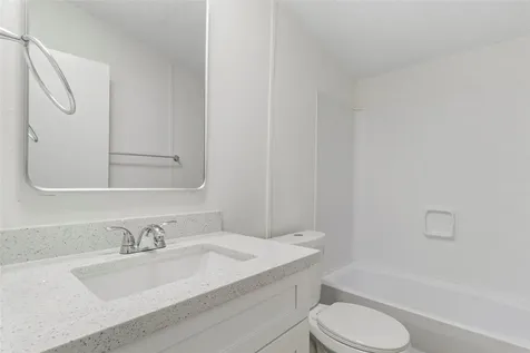 13488 Enchanted Cove Willis TX 77318