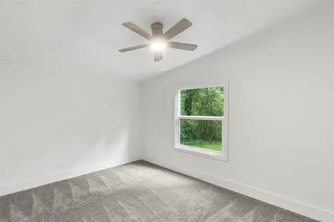 13488 Enchanted Cove Willis TX 77318