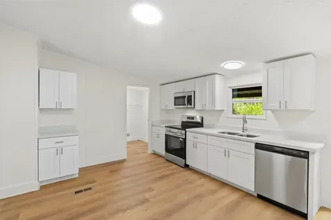 13488 Enchanted Cove Willis TX 77318