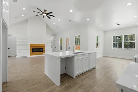 1258 Spanish Drive Dayton TX 77535