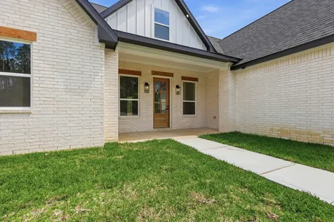 1258 Spanish Drive Dayton TX 77535