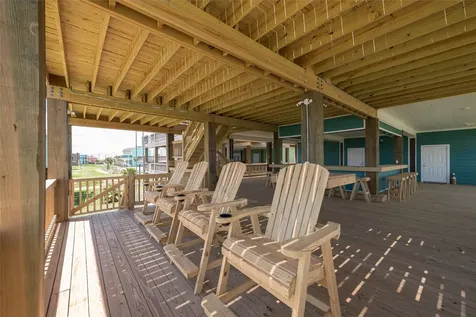 1960 Avenue I Port Bolivar TX 77650