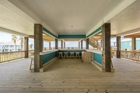 1960 Avenue I Port Bolivar TX 77650