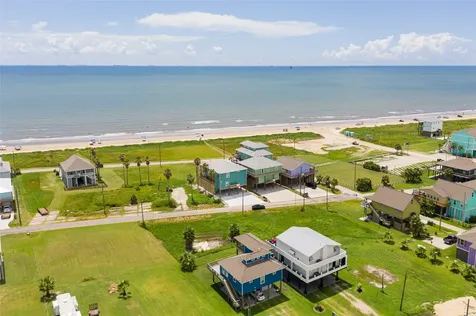 1960 Avenue I Port Bolivar TX 77650