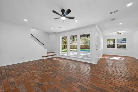 5323 Olympia Fields Lane Houston TX 77069