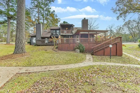 200 Fountain Lake 132 Livingston TX 77351