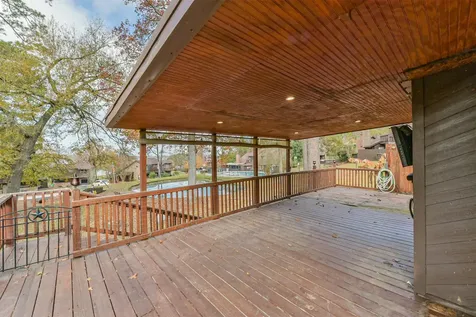 200 Fountain Lake 132 Livingston TX 77351