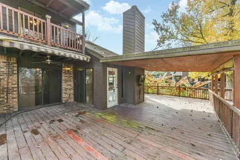200 Fountain Lake 132 Livingston TX 77351