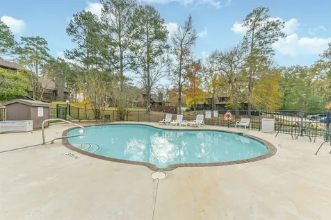 200 Fountain Lake 132 Livingston TX 77351