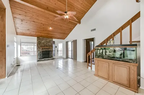 200 Fountain Lake 132 Livingston TX 77351