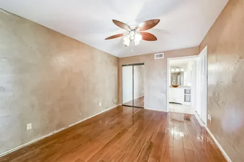 200 Fountain Lake 132 Livingston TX 77351