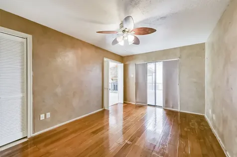 200 Fountain Lake 132 Livingston TX 77351