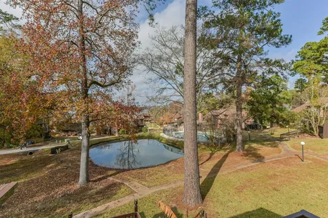 200 Fountain Lake 132 Livingston TX 77351