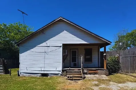 1462 Wall Street Beaumont TX 77701