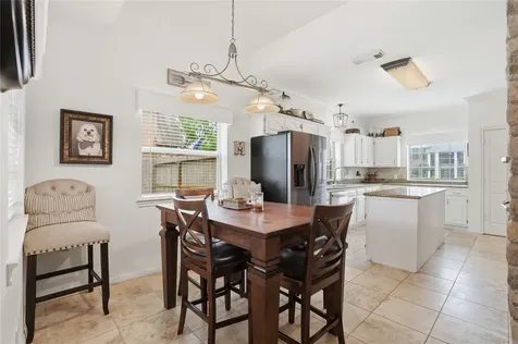 1501 W Castlewood Avenue Friendswood TX 77546