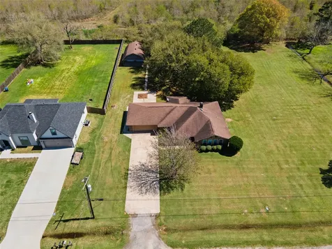 11546 Davidson Road Beaumont TX 77705