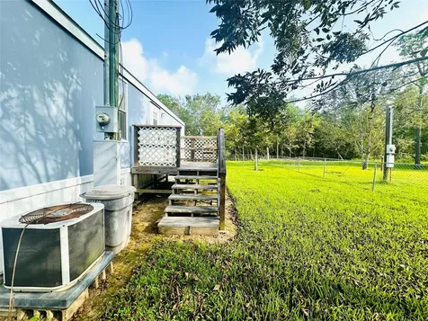 9012 Spruce Street Hitchcock TX 77563