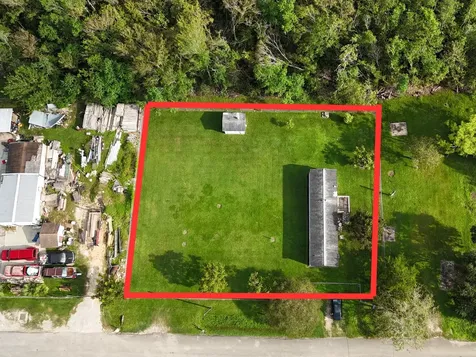 9012 Spruce Street Hitchcock TX 77563