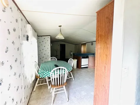 9012 Spruce Street Hitchcock TX 77563