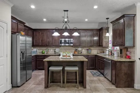 9766 Twin Shores Drive Willis TX 77318