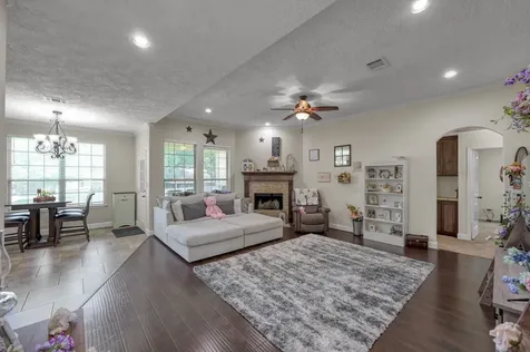 9766 Twin Shores Drive Willis TX 77318