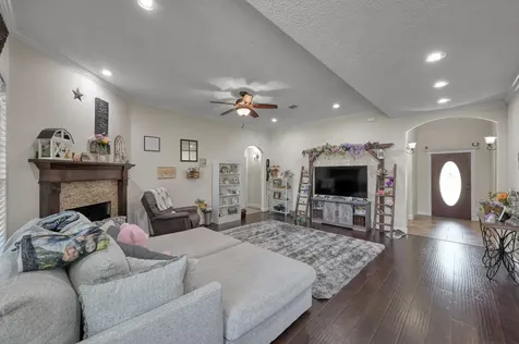 9766 Twin Shores Drive Willis TX 77318
