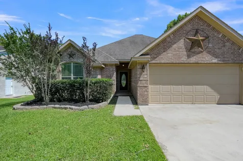 9766 Twin Shores Drive Willis TX 77318