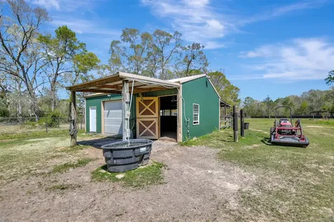 24677 Fm 2090 Road Splendora TX 77372