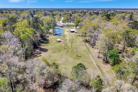 24677 Fm 2090 Road Splendora TX 77372