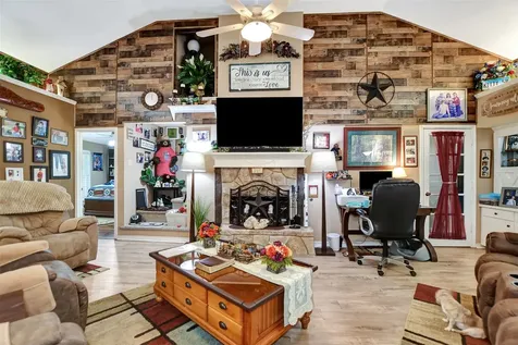 24677 Fm 2090 Road Splendora TX 77372