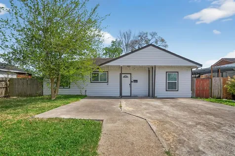 1107 Christine Street Houston TX 77017