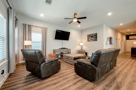 108 Bay Oaks Drive La Porte TX 77571