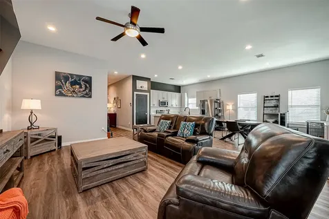108 Bay Oaks Drive La Porte TX 77571