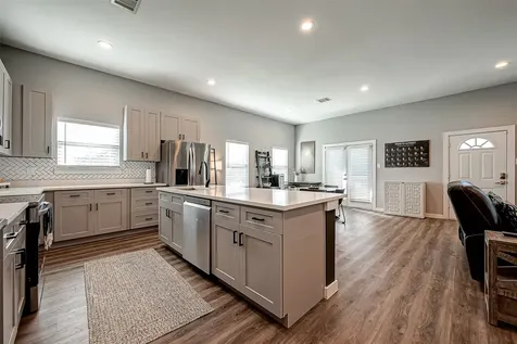 108 Bay Oaks Drive La Porte TX 77571