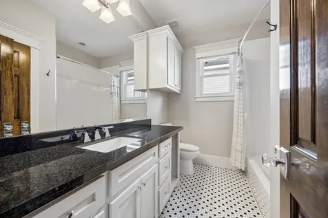 335 W 23rd Street Houston TX 77008