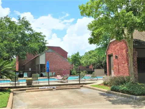 7447 Cambridge Street 38 Houston TX 77054
