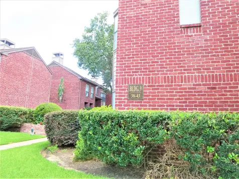 7447 Cambridge Street 38 Houston TX 77054