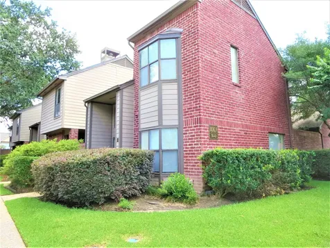 7447 Cambridge Street 38 Houston TX 77054