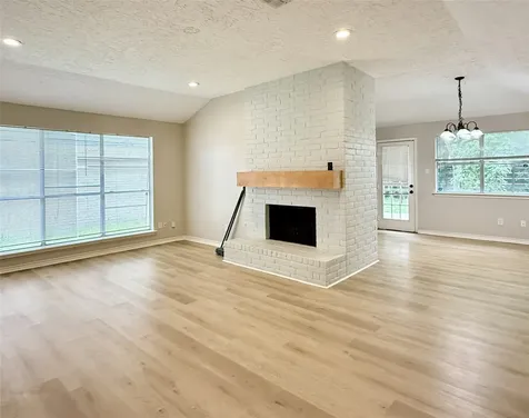 9551 Saffolk Punch Drive Houston TX 77065