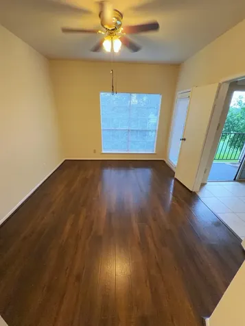 6666 Harbor Town Drive B305 Houston TX 77036