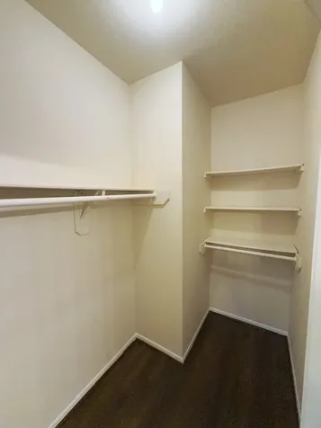 6666 Harbor Town Drive B305 Houston TX 77036