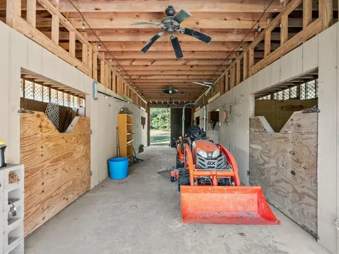 2004 Northshore Drive Conroe TX 77304