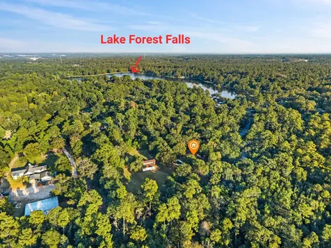 2004 Northshore Drive Conroe TX 77304